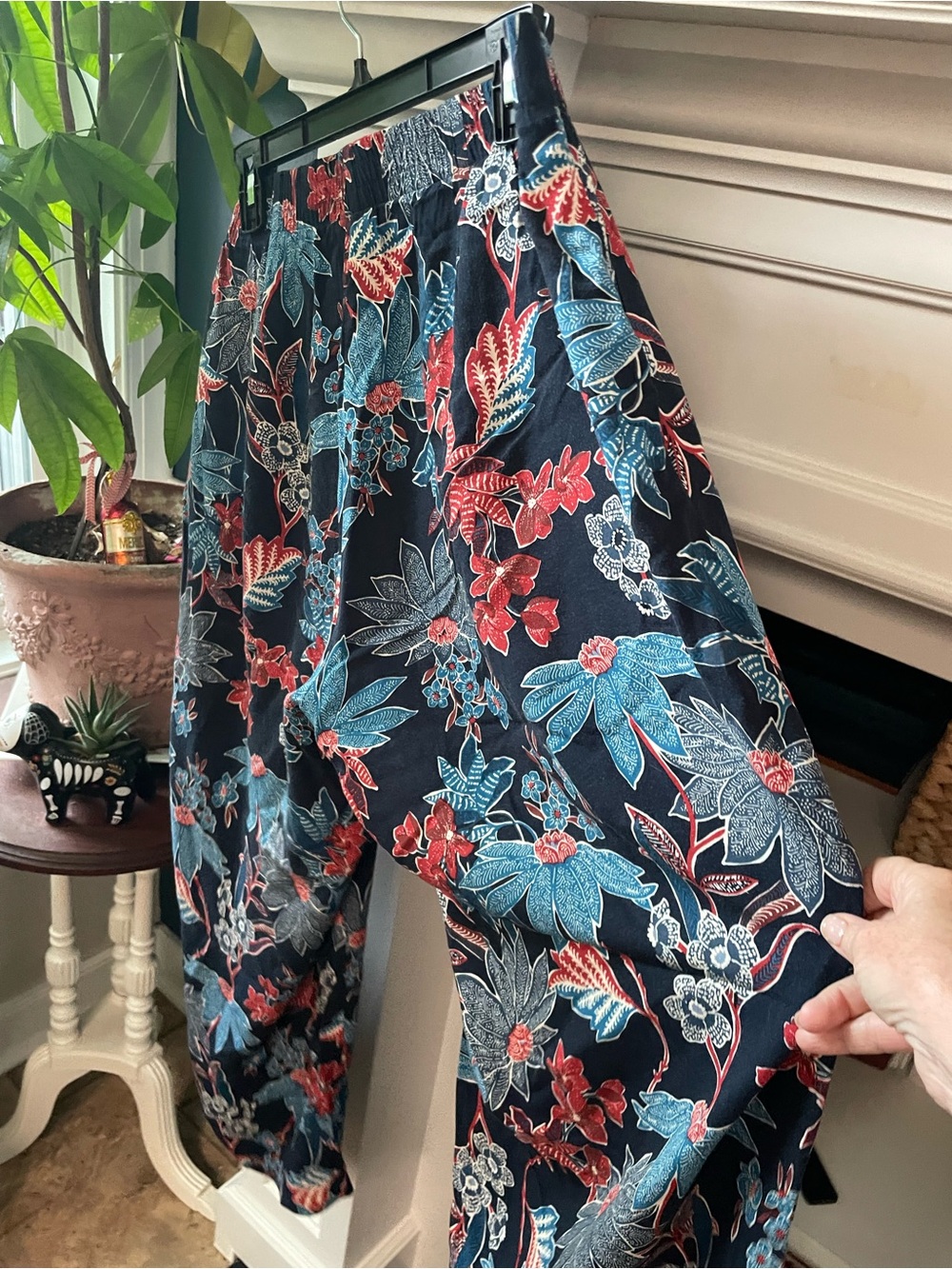 J. Jill Wide-Leg Floral Pants in Navy with Blue & Red Accents